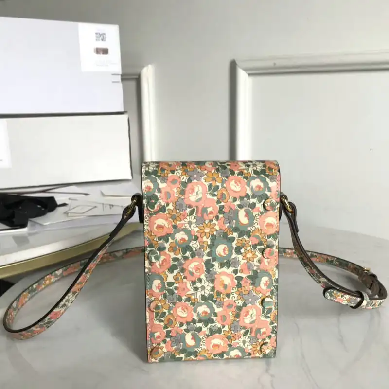 Cheap Gucci Bag 2109YA0121