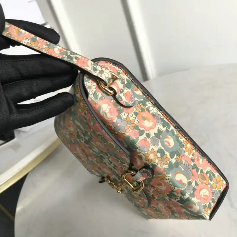 Cheap Gucci Bag 2109YA0121