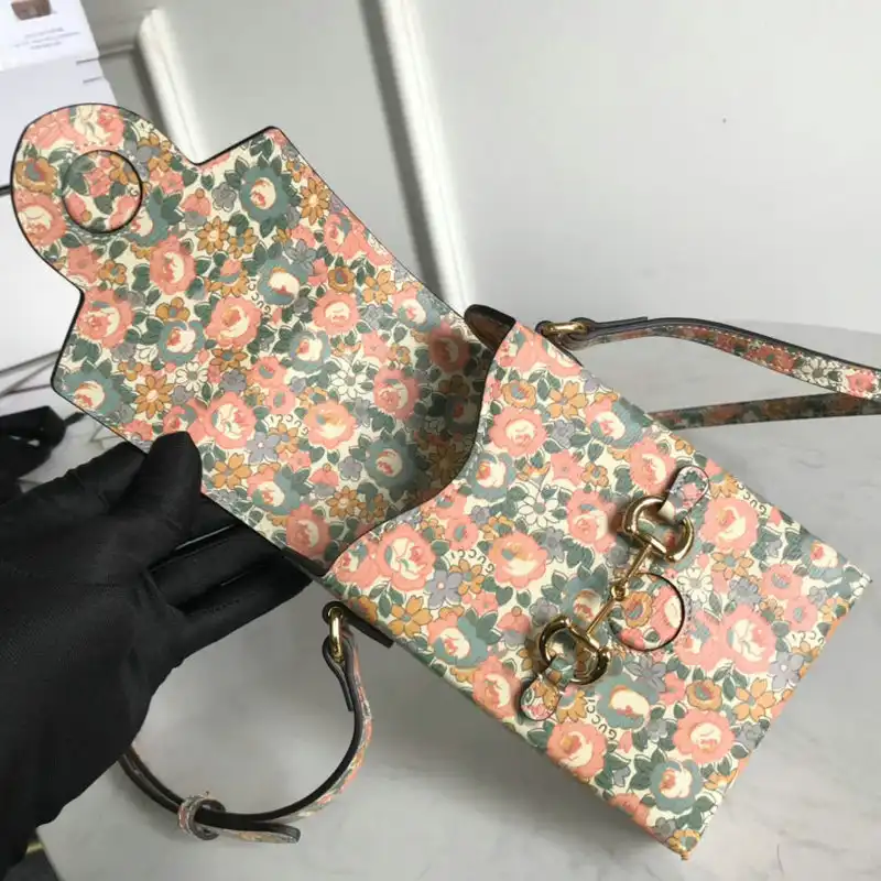 Cheap Gucci Bag 2109YA0121