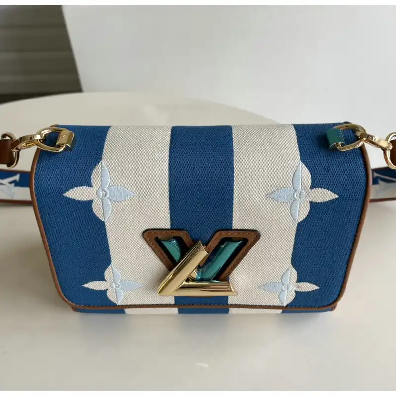 LV Bag 2109YA0126