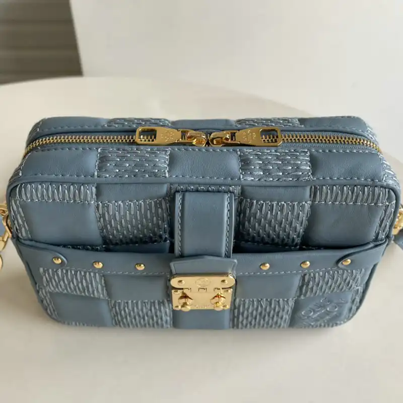 LV Bag 2109YA0127