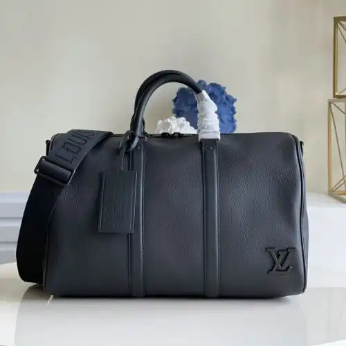 LV Bag 2109YA0142