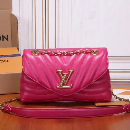 LV Bag 2109YA0150