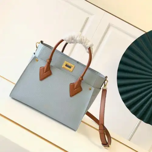 LV Bag 2109YA0210