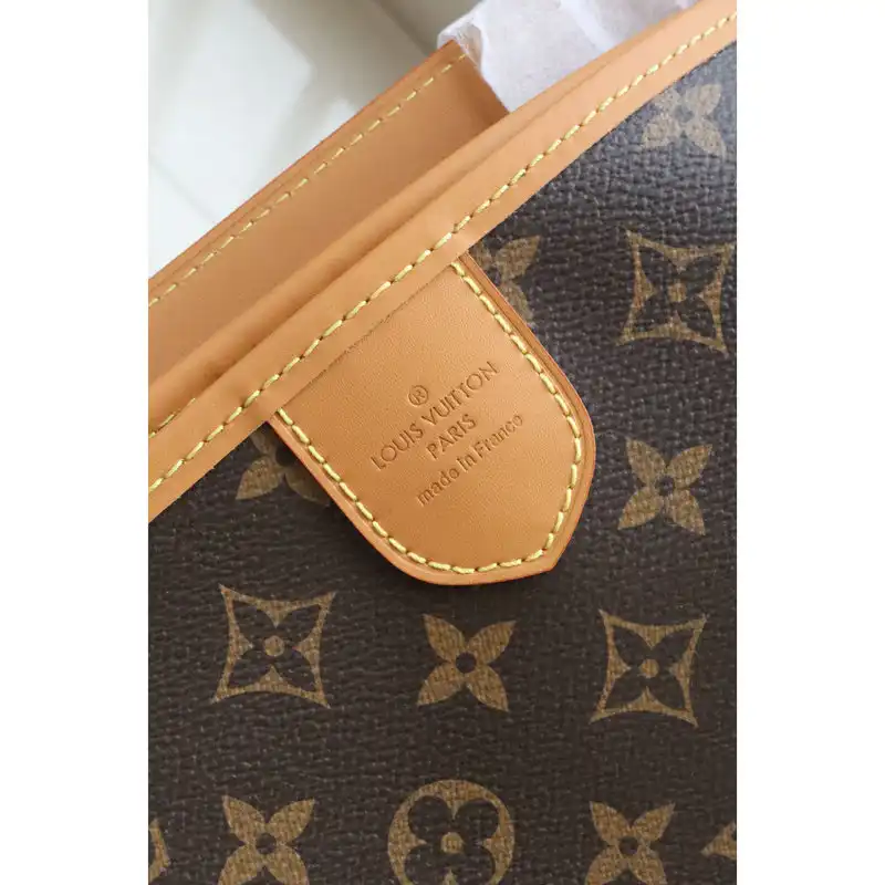 LV Bag 2110DJ0004