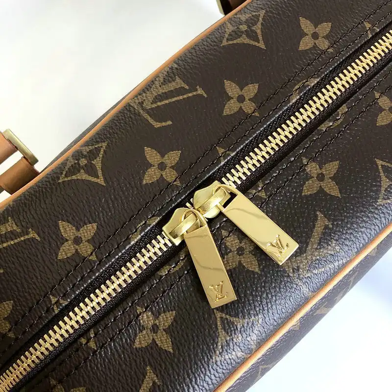 Fashionrepsfam ru LV Bag 2110DJ0018