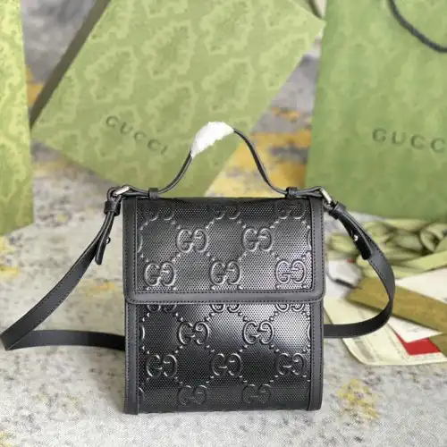 Gucci Bag 2110DJ0037