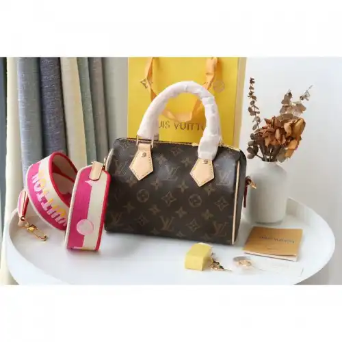 LV Bags 2110DJ0060