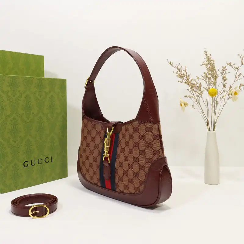 Gucci Bags 2110DJ0067