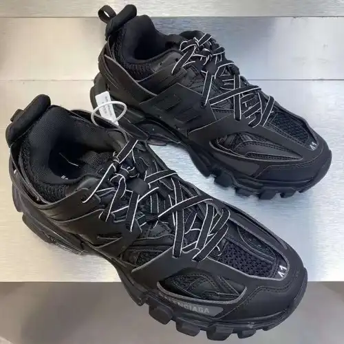 Balenciaga Shoes 2110HT0011