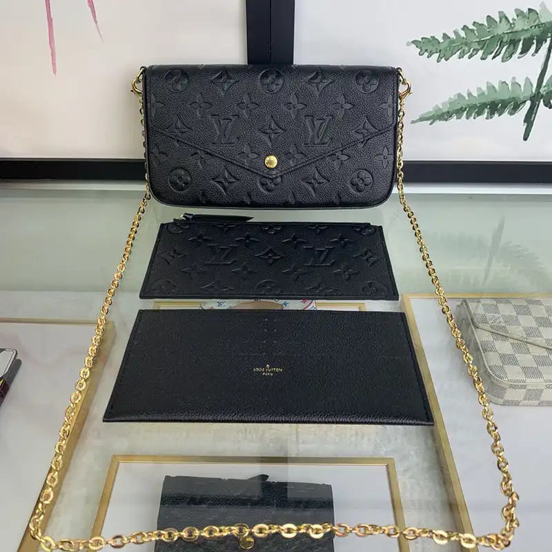 LV Bag 2110HT0015