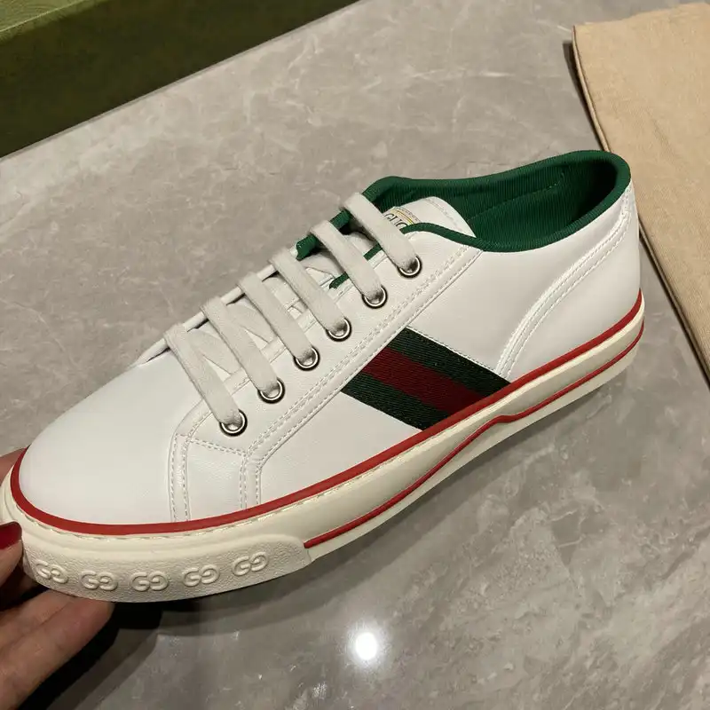 Cheap Gucci Shoes 2110PZ0002