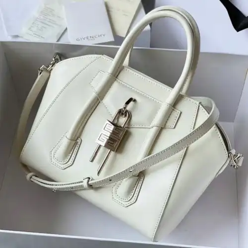 Givenchy s Bags 2110SW0001