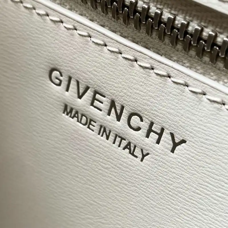 Givenchy s Bags 2110SW0001