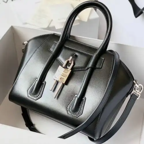 Fashionrep Givenchy s Bags 2110SW0003