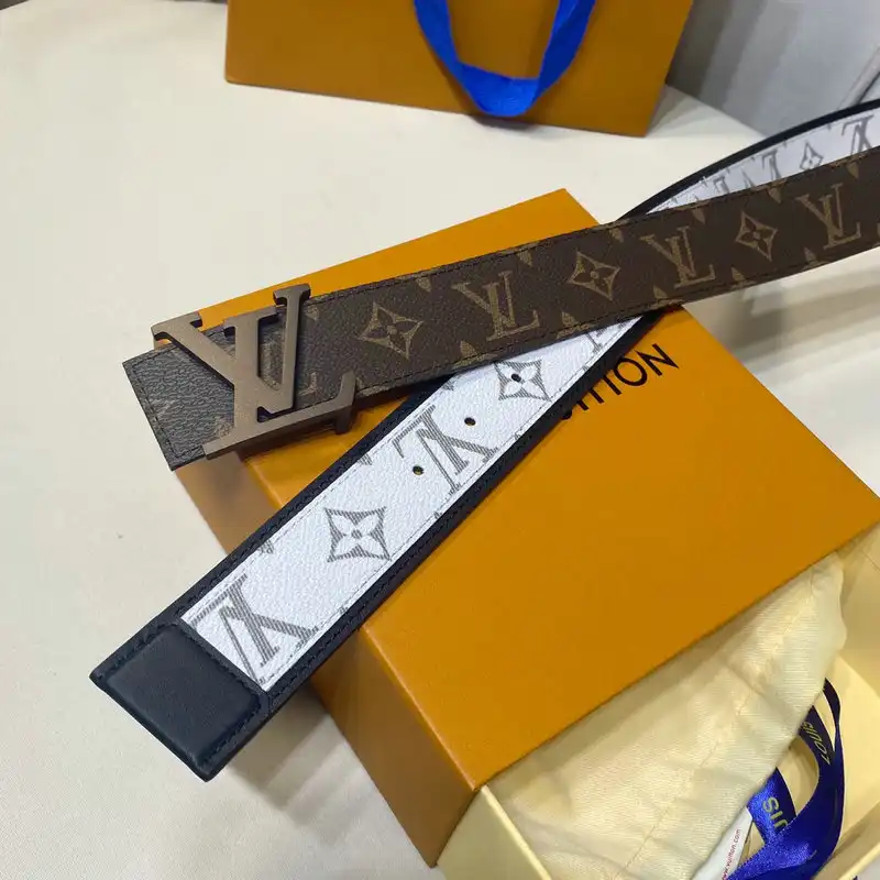 LV Belts 2110XA0020