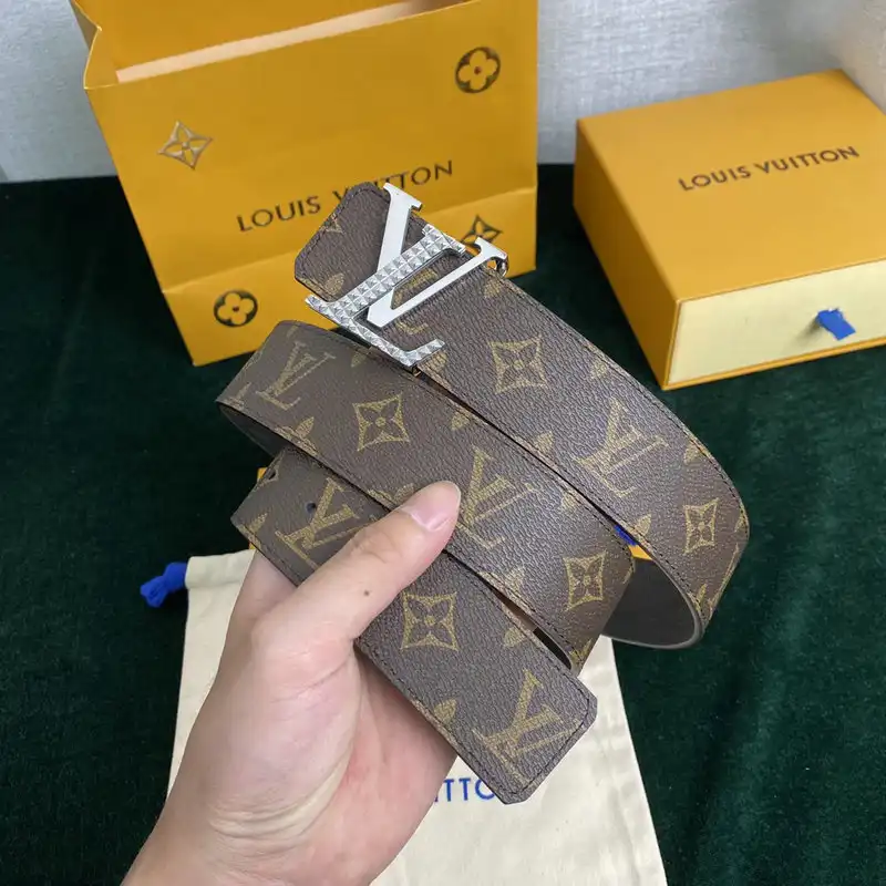 LV Belts 2110XA0036