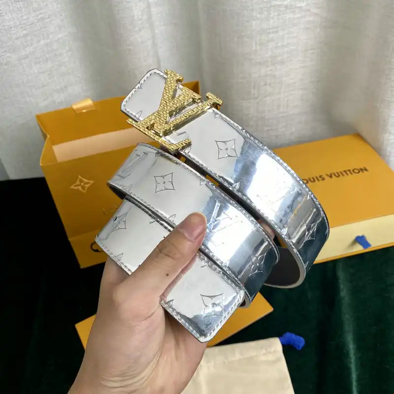 LV Belts 2110XA0092