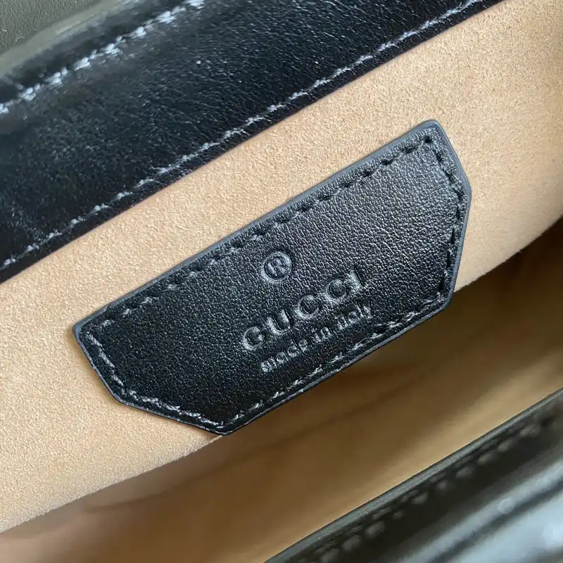 Gucci Bags 2110YA0008