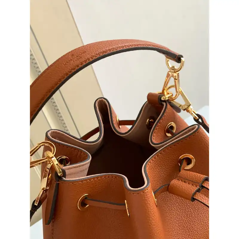 LV Bags 2110YA0037