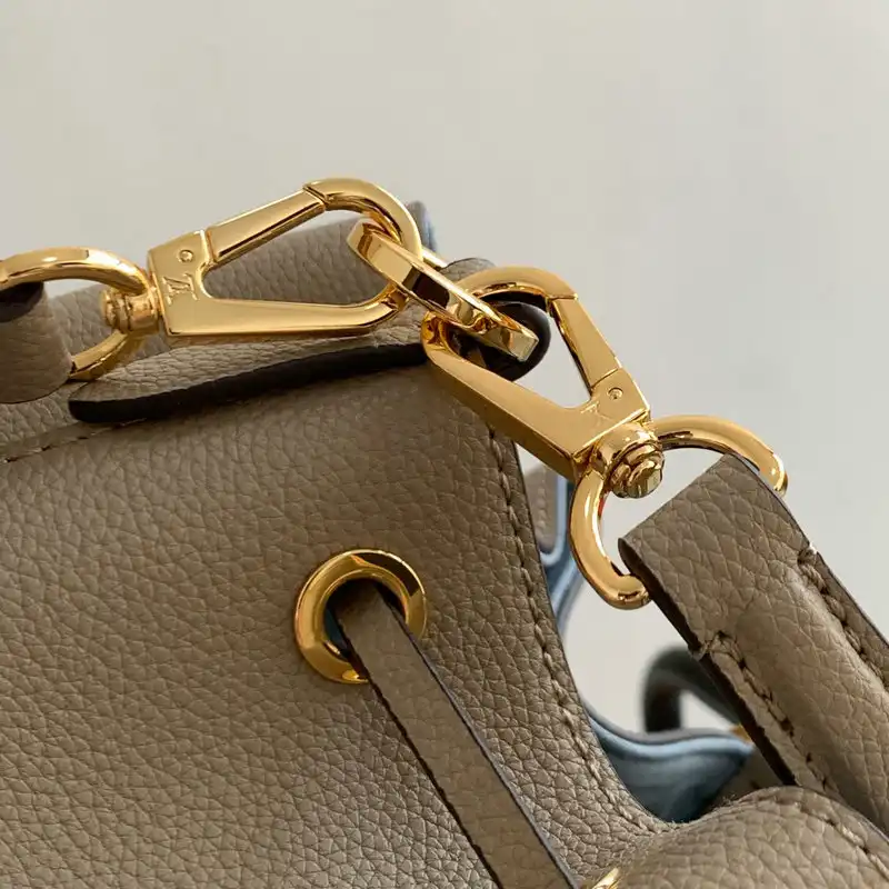 LV Bags 2110YA0038