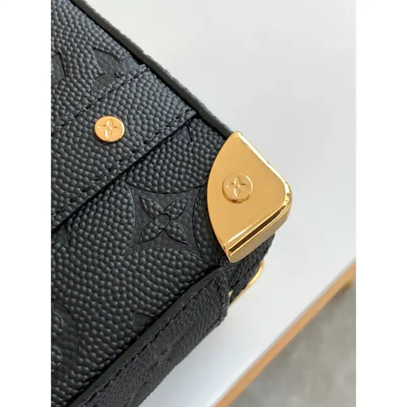 LV Bags 2110YA0039