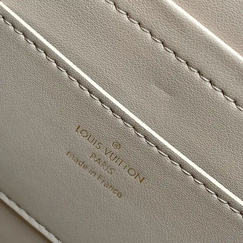 LV Bags 2110YA0050