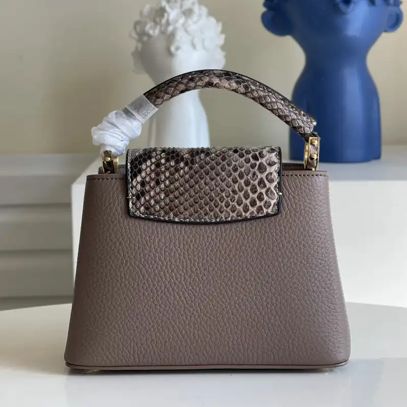 LV Bags 2110YA0097