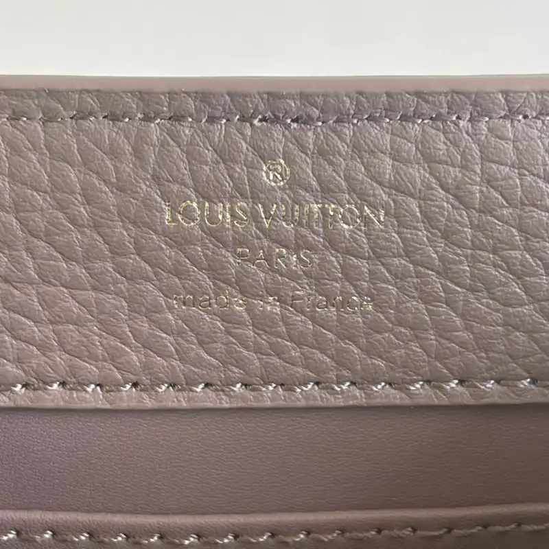 LV Bags 2110YA0097