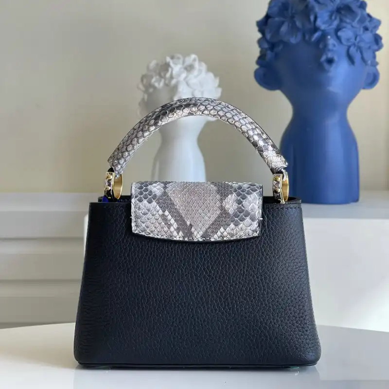 LV Bags 2110YA0099