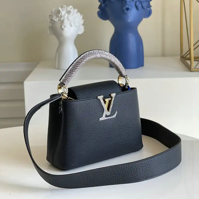 LV Bags 2110YA0106