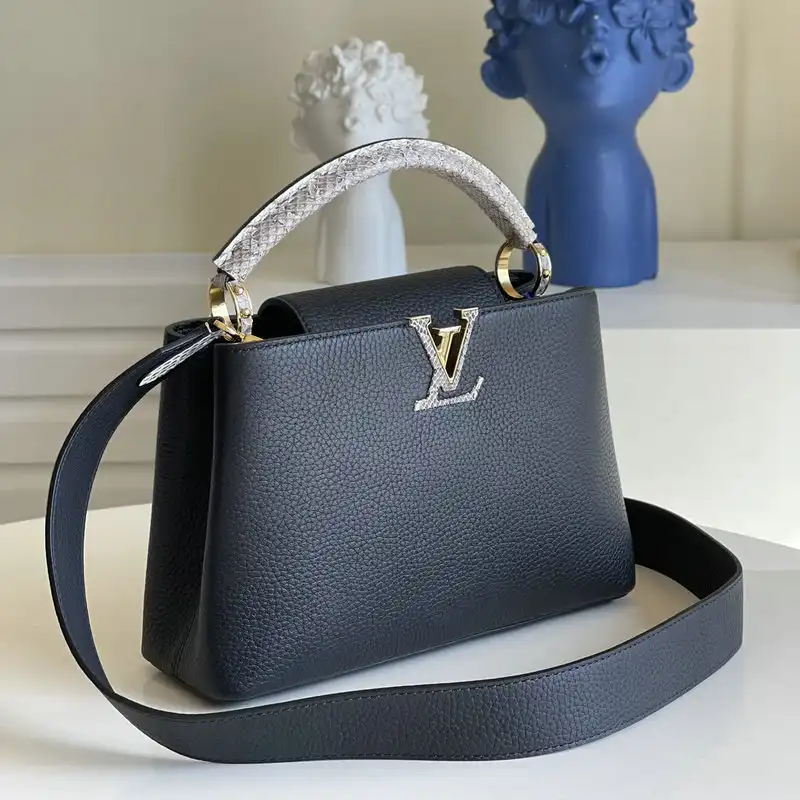 LV Bags 2110YA0107