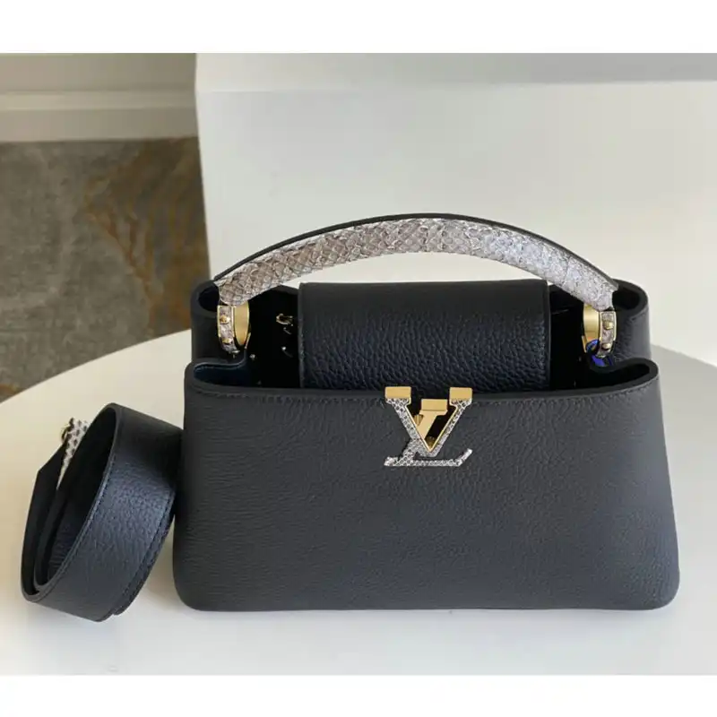 LV Bags 2110YA0107