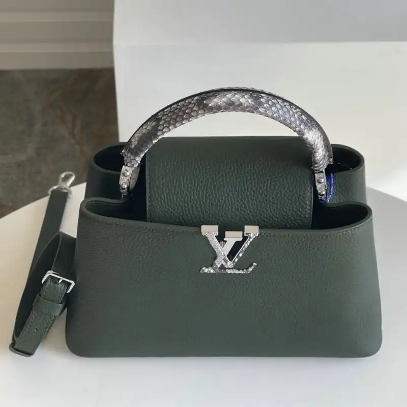 Fashionrep LV Bags 2110YA0109