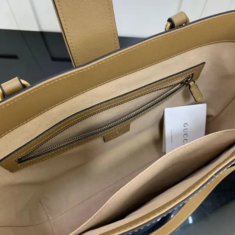 Cheap Gucci Bags 2110YA0126