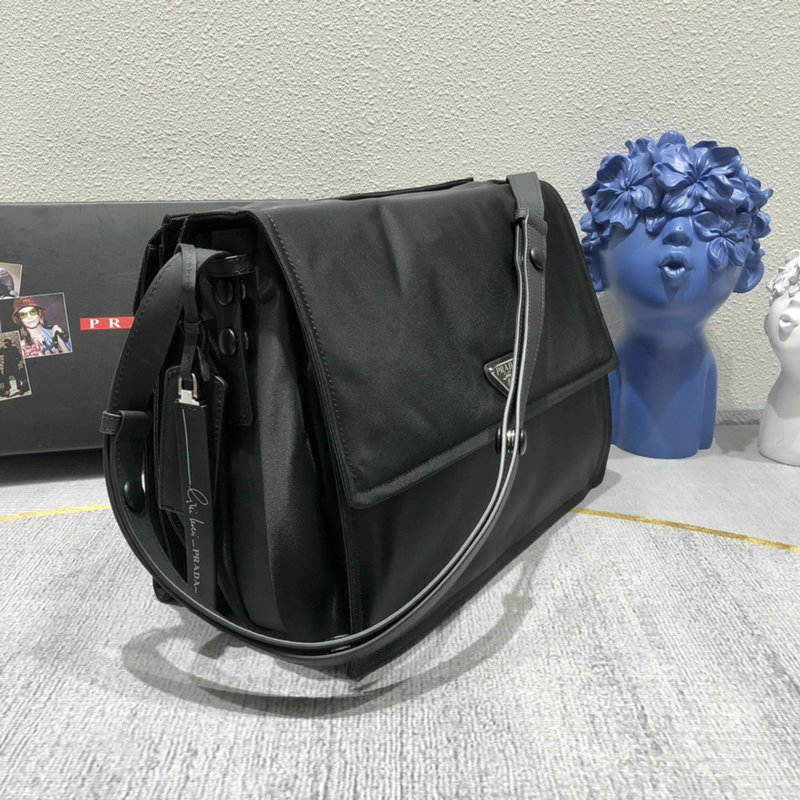 FASH Prada s Bags 2110YZ0017