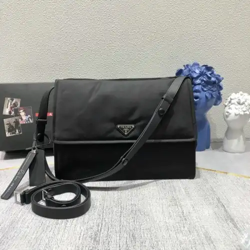 Prada s Bags 2110YZ0017