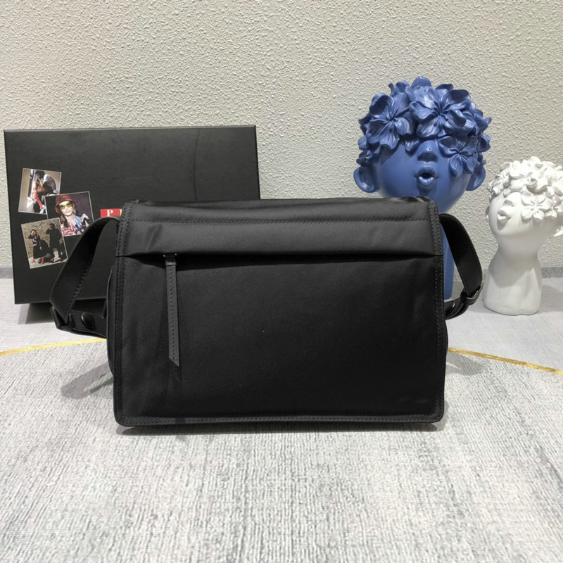 FASH Prada s Bags 2110YZ0018