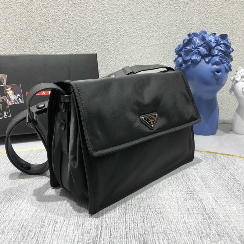 FASH Prada s Bags 2110YZ0018