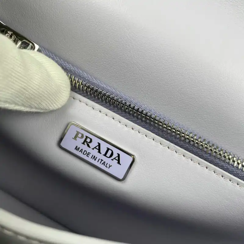 Prada Bags 2111DJ0016