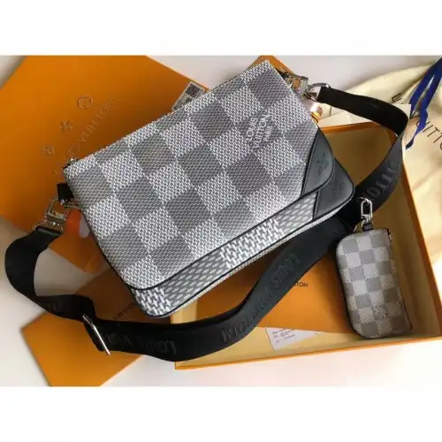 LV Bags 2111FY0017