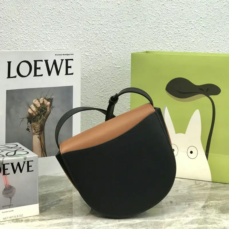 Loewe Bags 2111FY0047