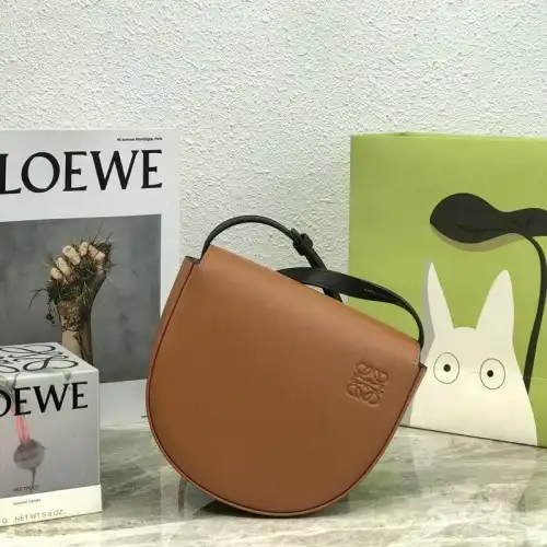 Loewe Bags 2111FY0047