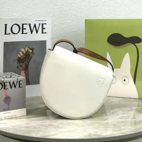 Loewe Bags 2111FY0048