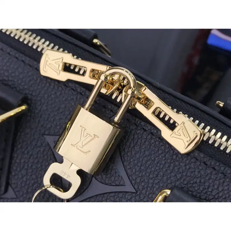 LV Bags 2111FY0057