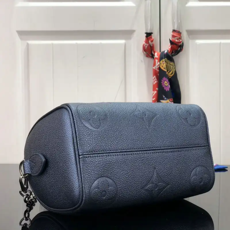 LV Bags 2111FY0059