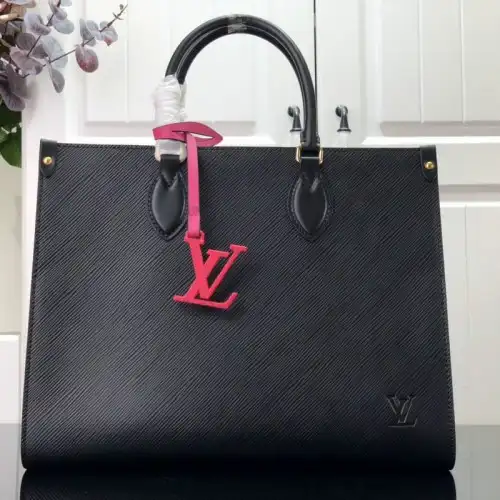 LV Bags 2111FY0061