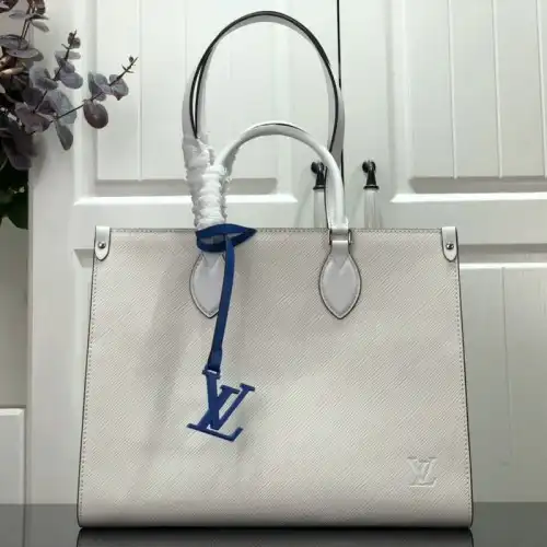 LV Bags 2111FY0062