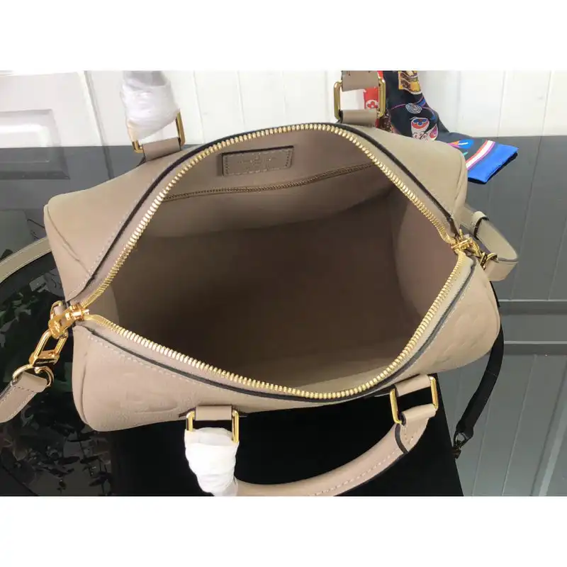 LV Bags 2111FY0064