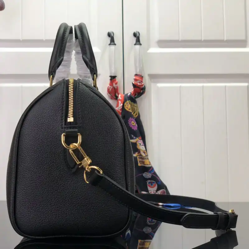 LV Bags 2111FY0065